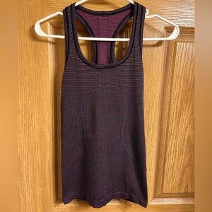 Lululemon size 4 tank top